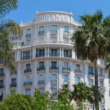 Palais Miramar - Sea * Cannes